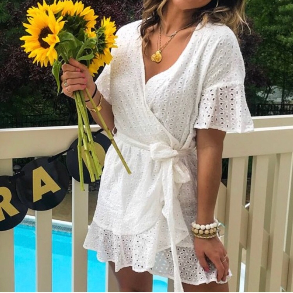 White eyelet wrap dress 👗